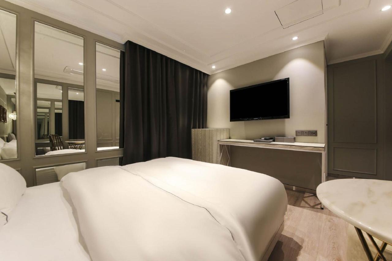 Forestar Hotel Sinchon Seoul Exteriör bild